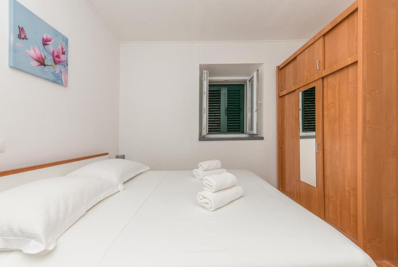 Apartment Alen Макарська Екстер'єр фото