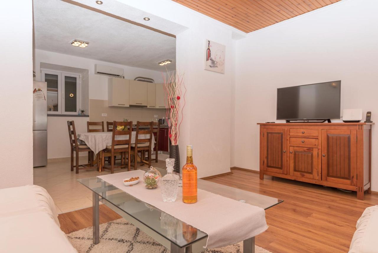 Apartment Alen Макарська Екстер'єр фото